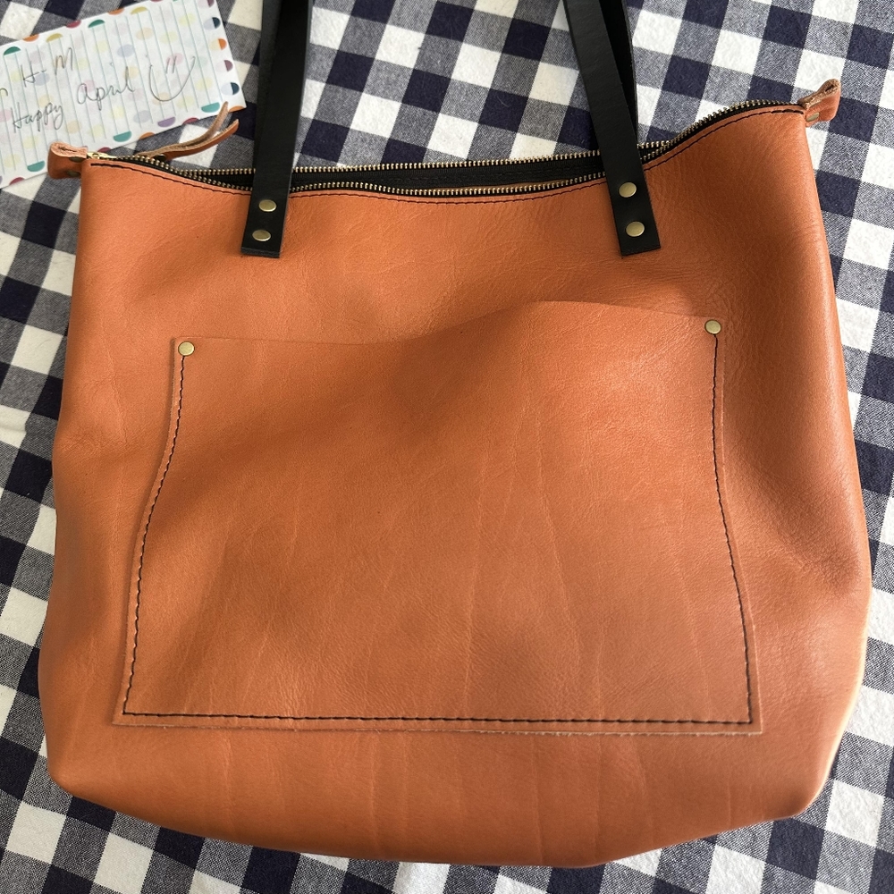 Portland Leather Medium Zip Tote Bag - Satsuma - Picture 2 of 6